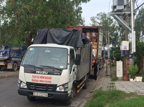 Cho thuê xe tải nguyên chiếc chở hàng đi Đà Nẵng